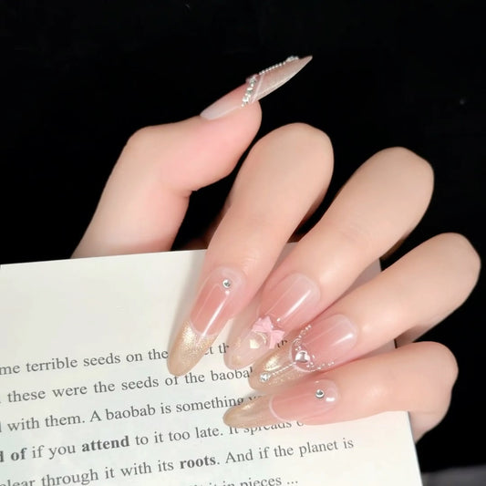 Lucky nails! Get your dream nails here!